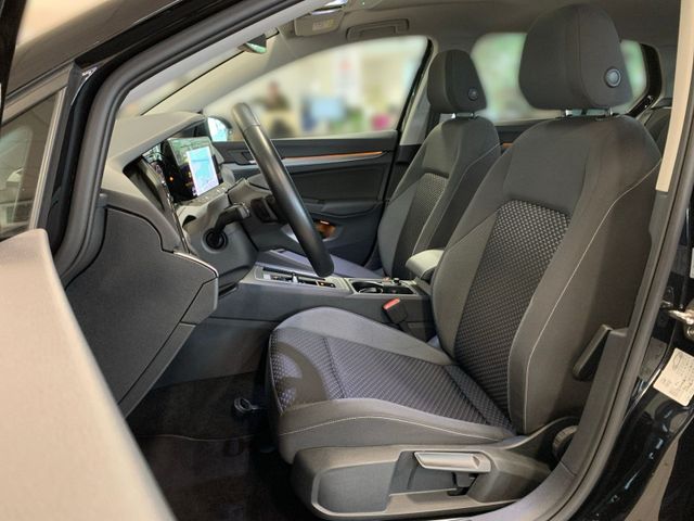 Golf VIII 2.0 TDI DSG ACTIVE AHK+IQ. LIGHT+PANO+