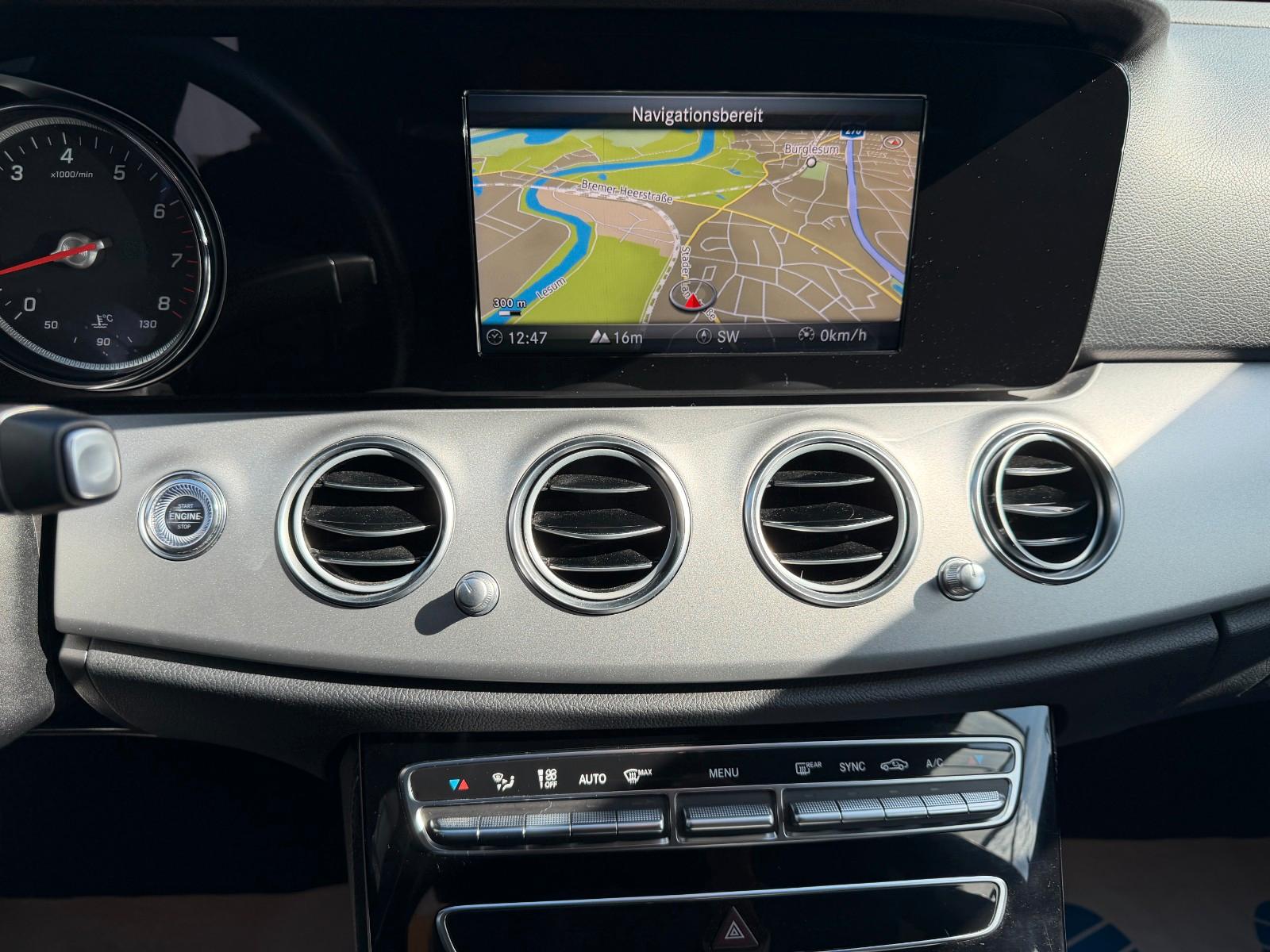 Mercedes-Benz E 200 LED/EL. SITZE/NAVI/KAMERA/LUFTFEDERUNG
