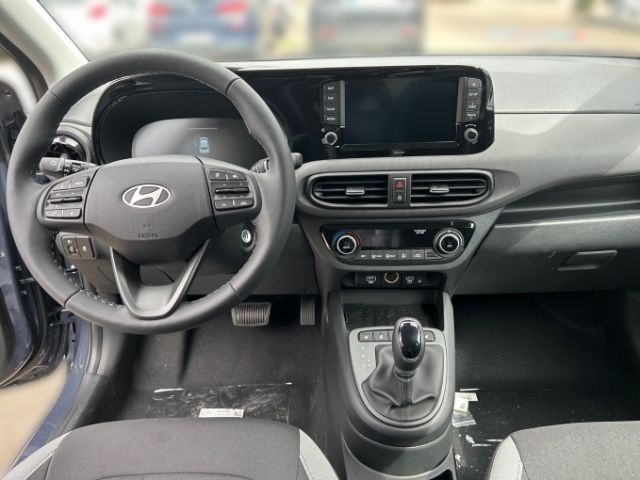 Fahrzeugabbildung Hyundai i10 FL (MJ24) 1.0 Benzin A/T Trend Komfortpaket