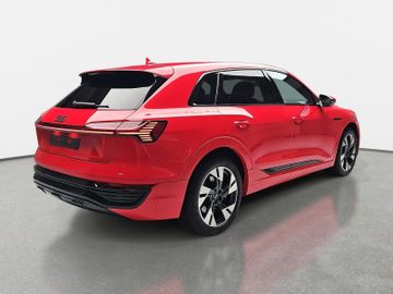 Audi Q8 e-tron - 4