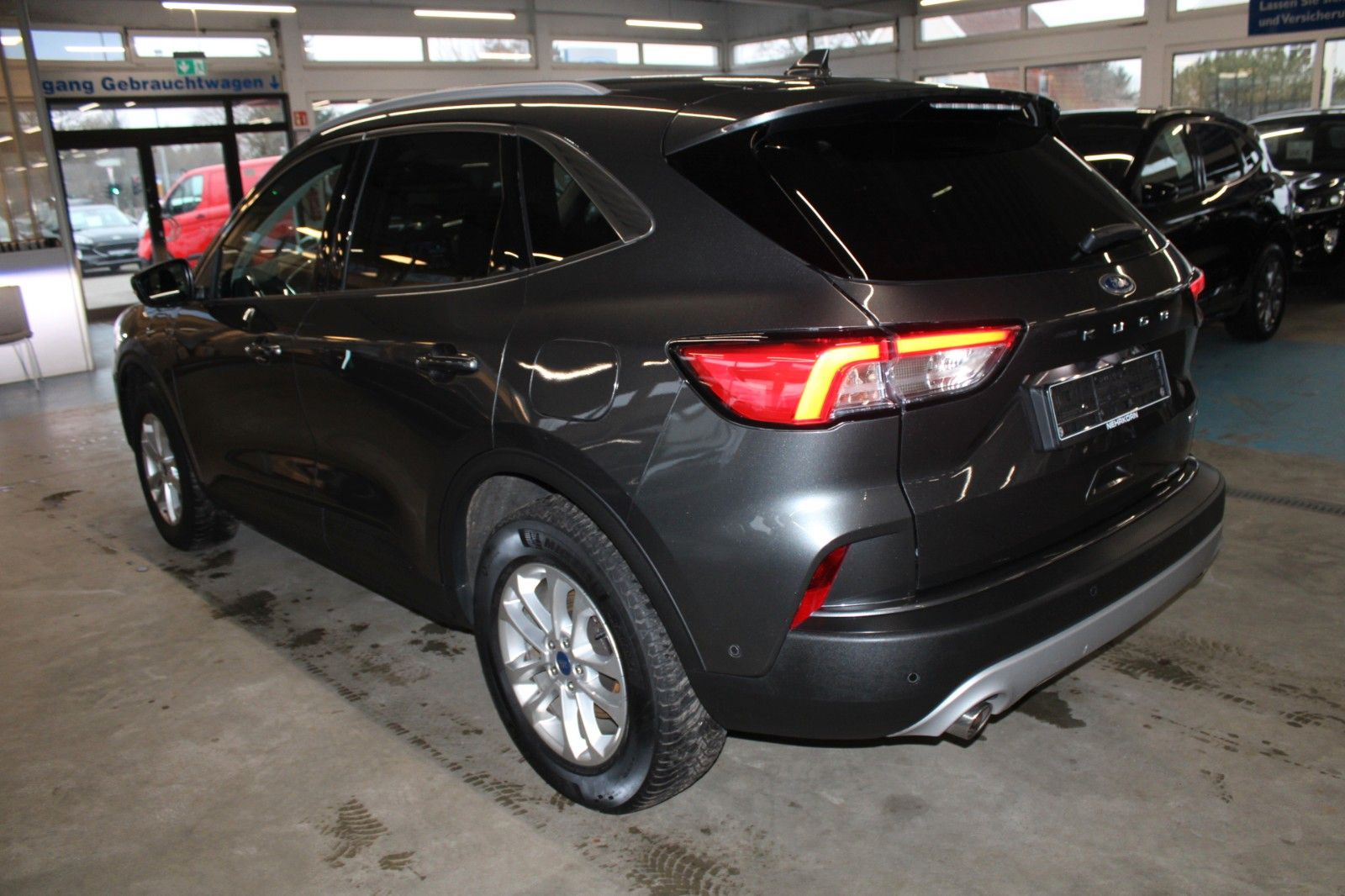 Fahrzeugabbildung Ford Kuga PHEV Titanium X AHK LED HUD 2xCam WinterP.