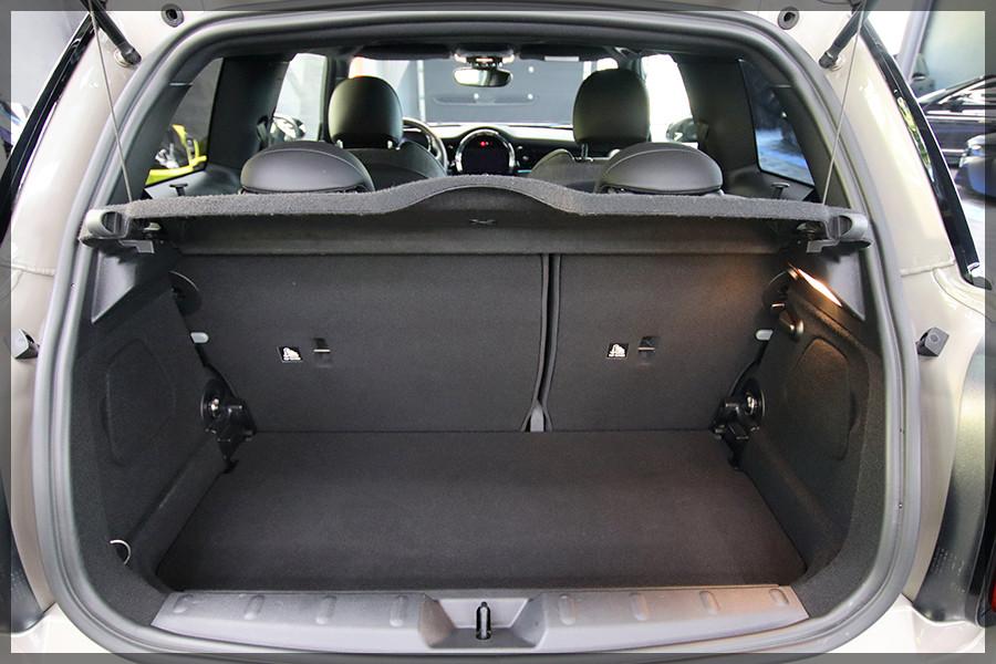 MINI COOPER S Mini Cooper S PANO / PDC / CAM