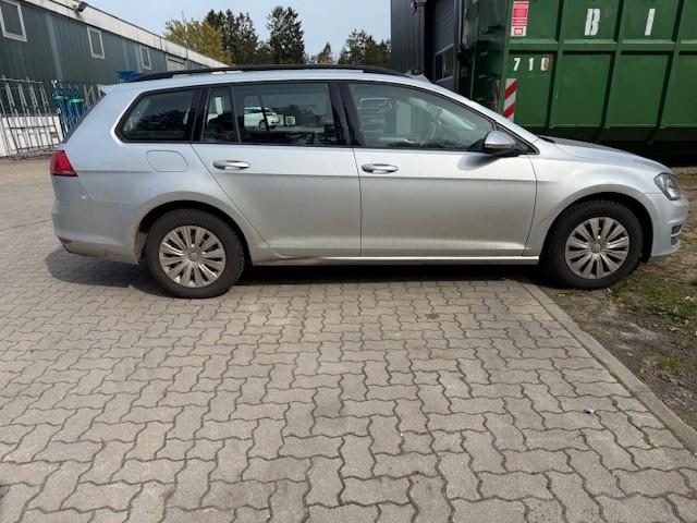Volkswagen Golf VII Variant Trendline BMT 1.2 TSI/ Navi/SHZ