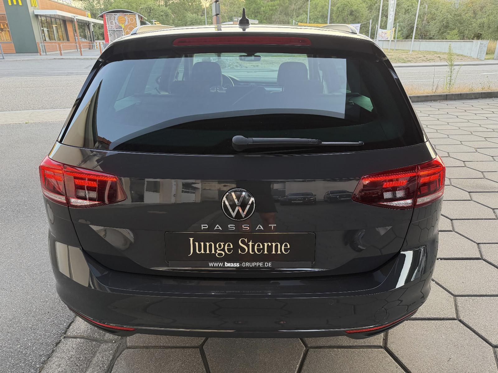 Volkswagen Passat LED Navi Massage AHK Kamera Alu, миниатюра 7