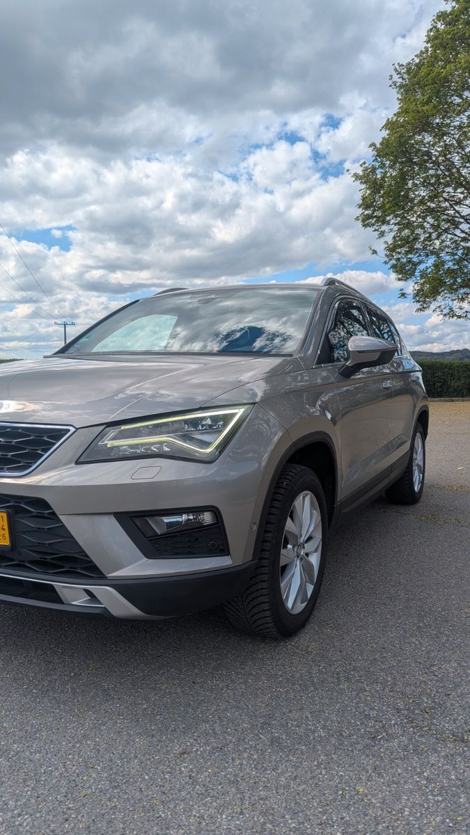 SEAT Ateca Style 1.4 EcoTSI 7-Gang-DSG 110 kW TÜV NEU