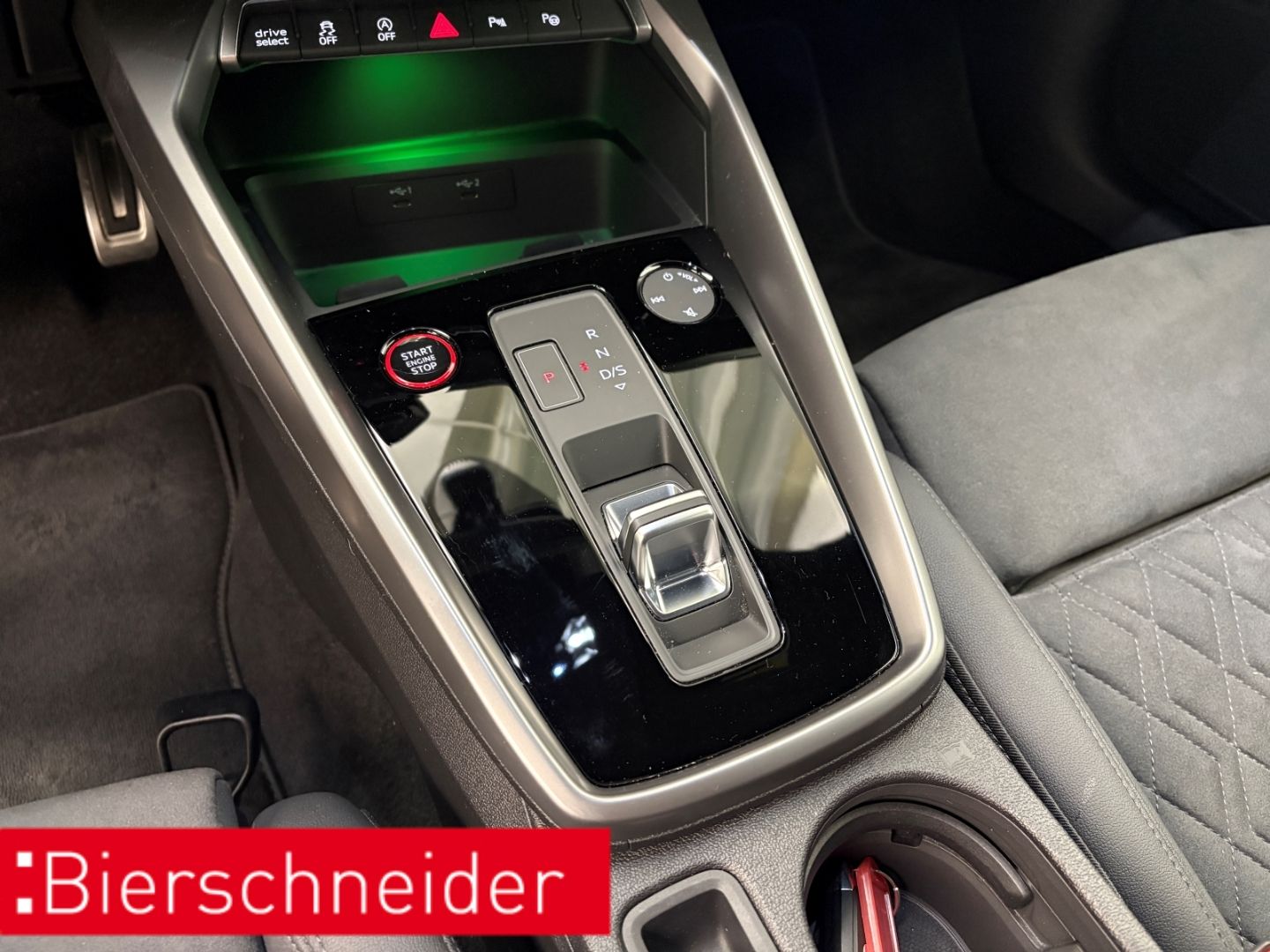 Audi RS3 Sportback LED 19 B&O S-SITZE DAB GRA foto 12