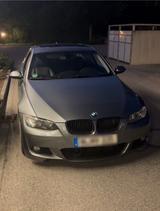 BMW E92 335i - BMW 335 aus 2006: 335i
