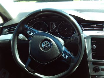 Volkswagen Passat Variant - 9