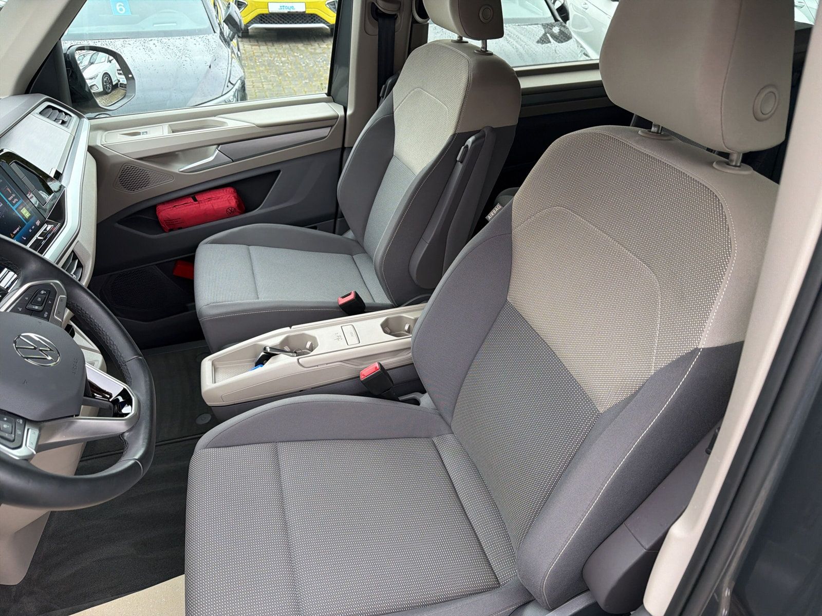 Multivan Life TDi DSG Navi LED AZV 7S Life