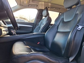 Volvo XC90 - 8