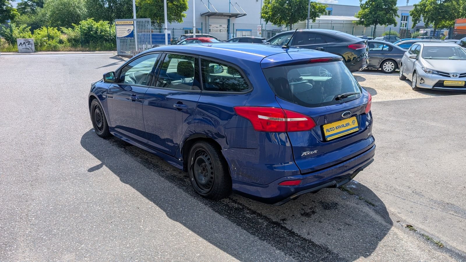 Fahrzeugabbildung Ford Focus Turnier 1.0 eco Boost * beh. FS * SHZ * PD