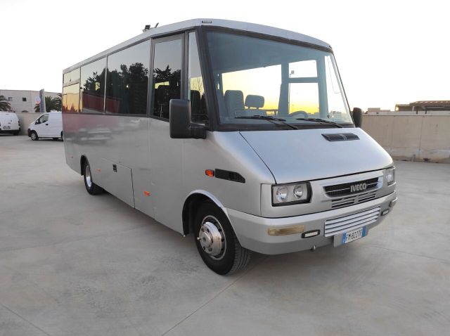 Iveco Minibus 25 POSTI - 2.5 Diesel 115cv