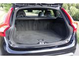Volvo V60 D4 Geartr. Mom. / Fahrerassistent/ Xenium Pa - gebrauchte Volvo V60 aus dem Jahr 2016