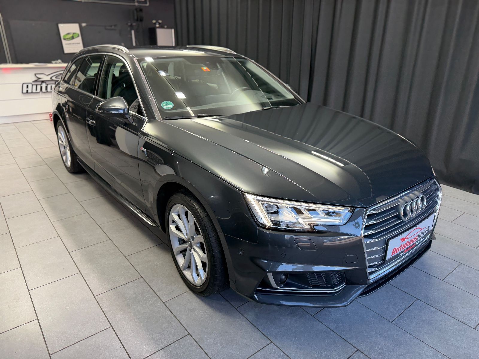 Fahrzeugabbildung Audi A4 Avant g-tron sport|S-LINE|S-TRONIC|HEAD-UP|