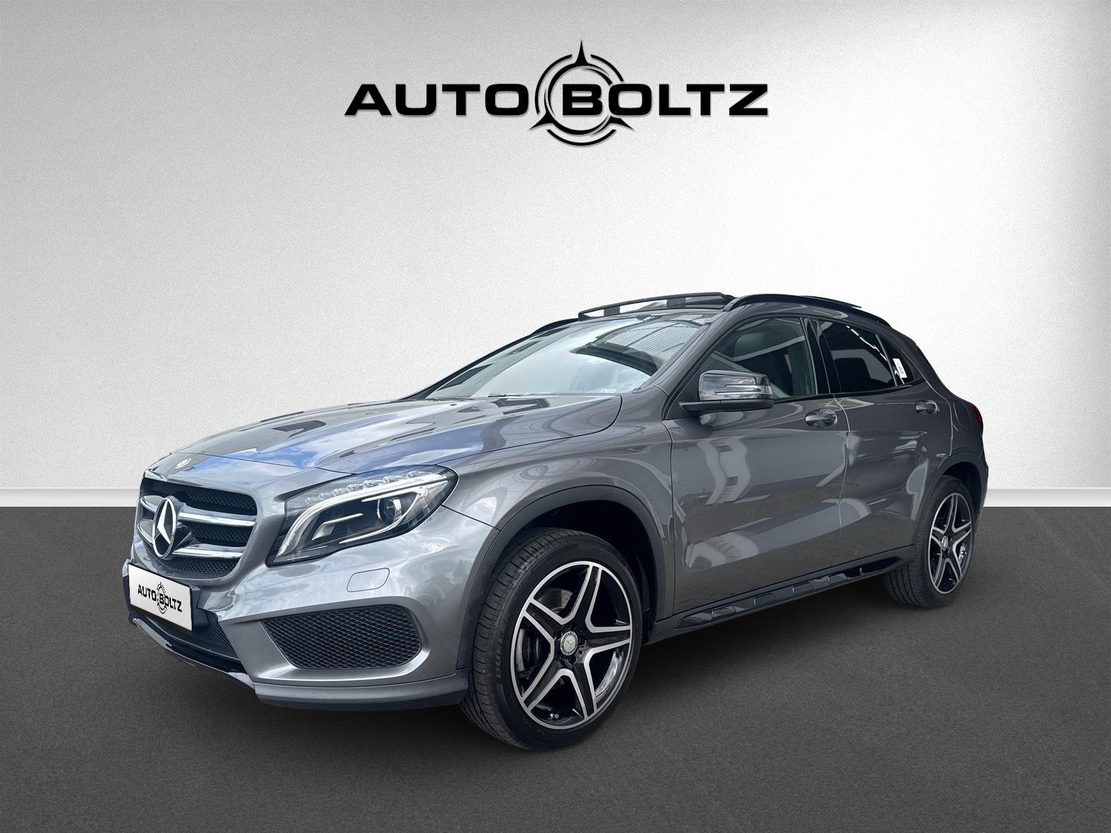 Mercedes-Benz GLA 250 AMG PANO LEDER Night-Paket Harman-Kardon