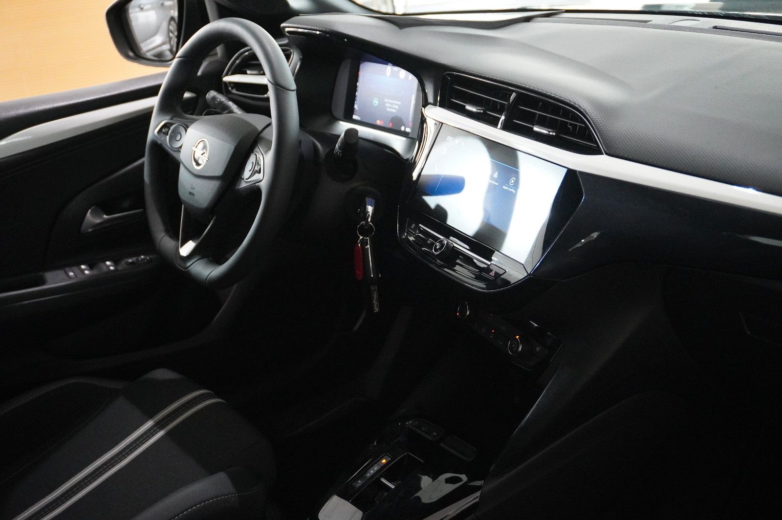 Fahrzeugabbildung Opel Corsa F 1.2T GS SPORT NAVI/LED/KAMERA/SPORT/DAB+
