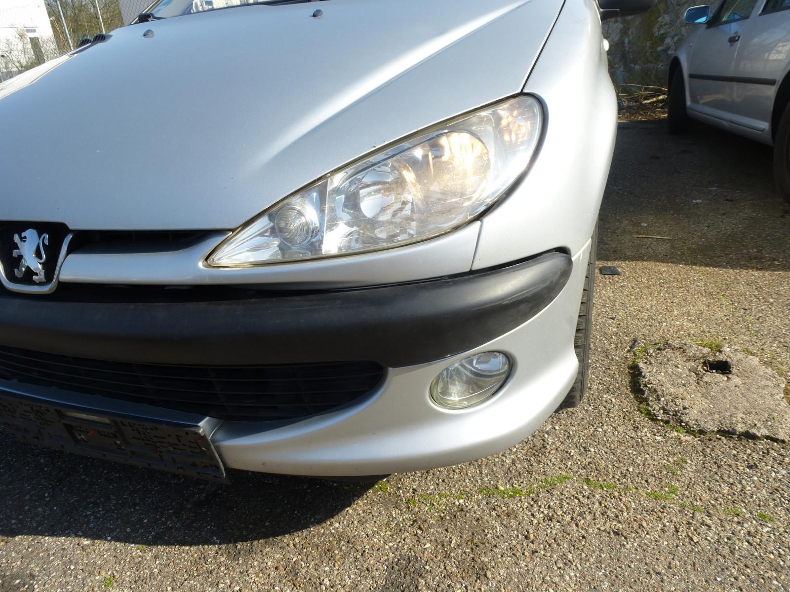 Peugeot 206 CC Platinum 110