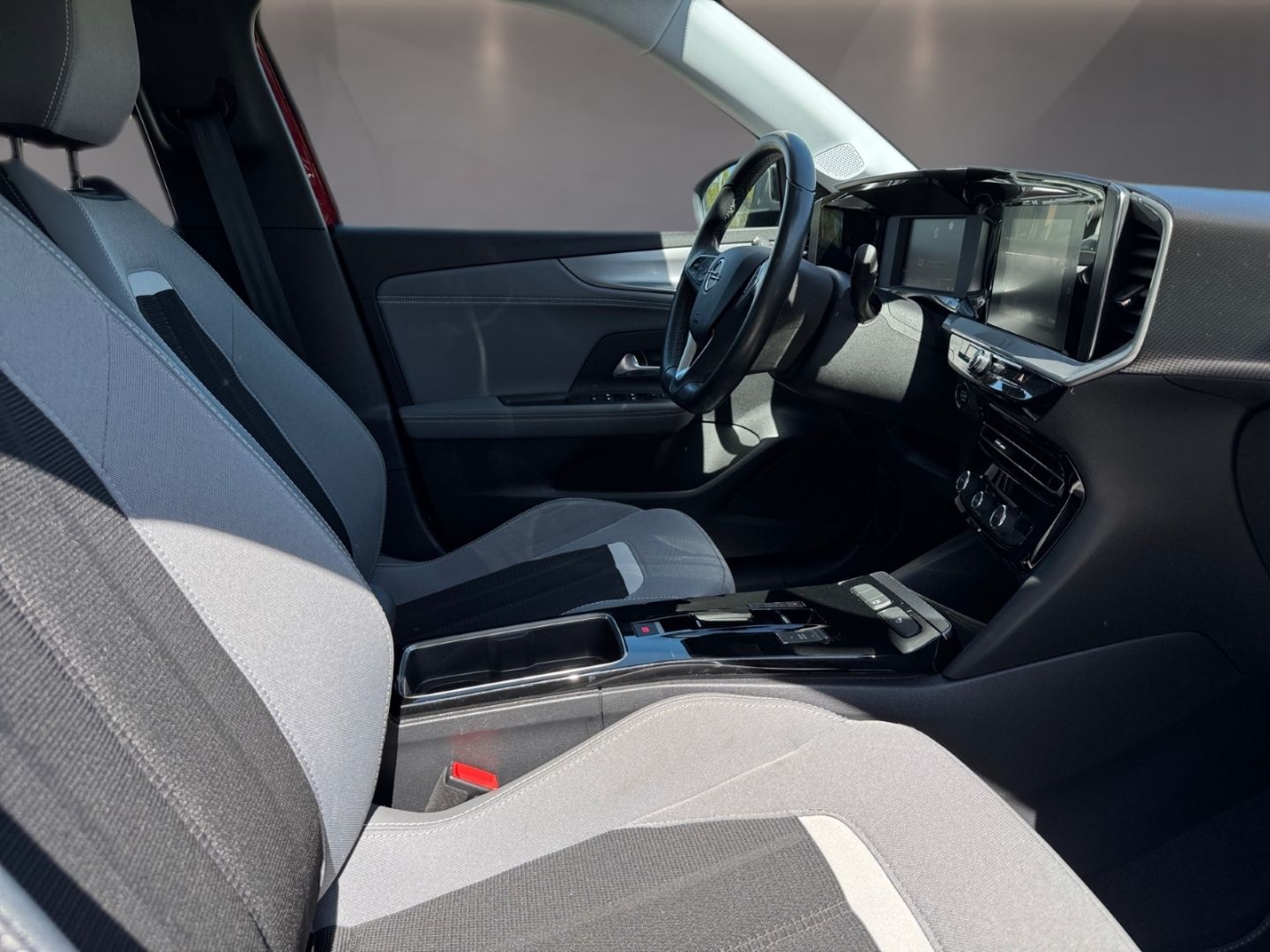 Fahrzeugabbildung Opel Mokka e Elegance Digitales Cockpit LED Apple Car