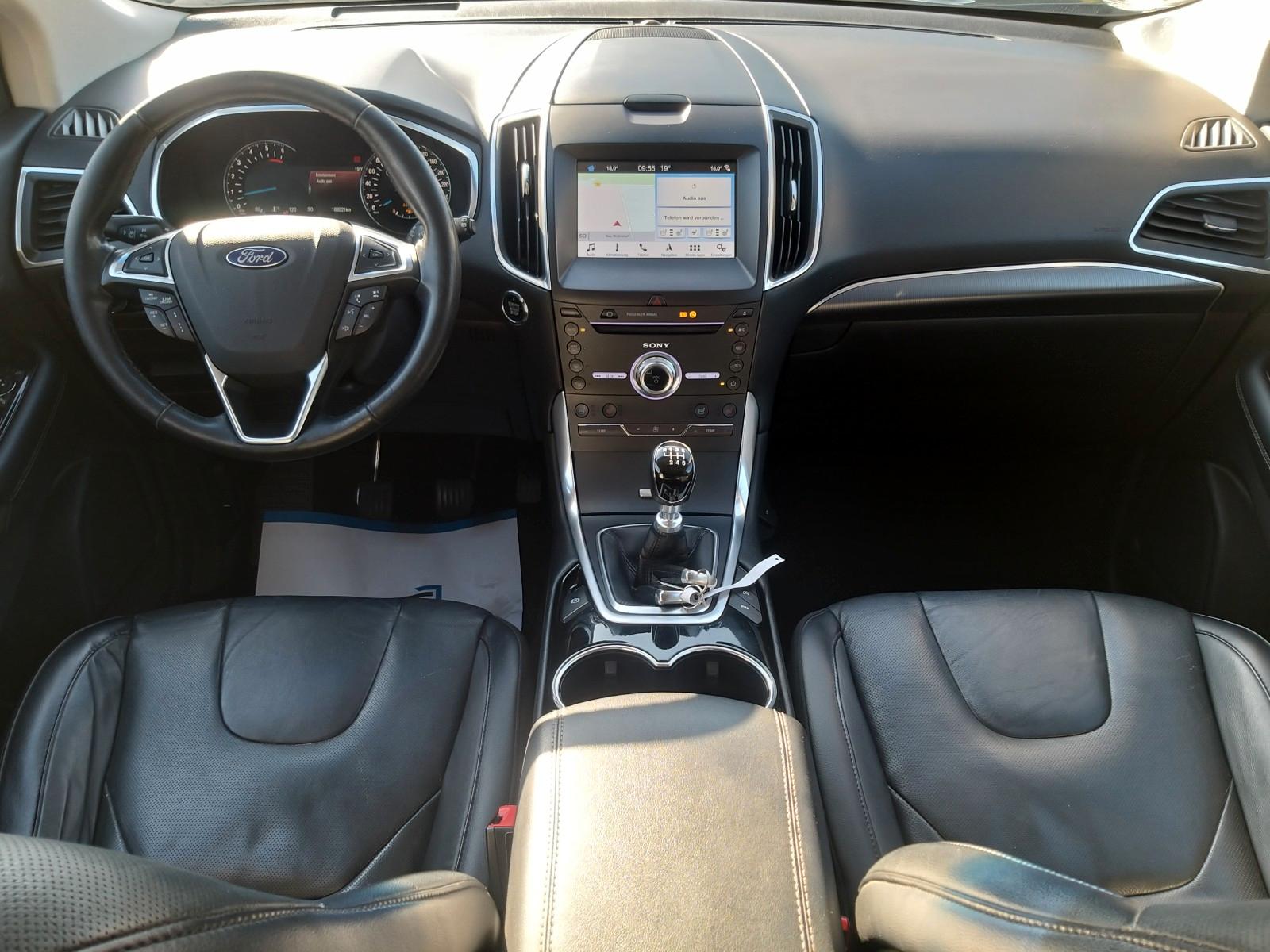 Ford Edge Titanium 4x4 *Automati*Leder*Navi*