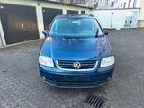 Volkswagen VW Volkswagen Touran 2.0 FSI Highline*7-Si... - Volkswagen Touran aus 2005: Highline