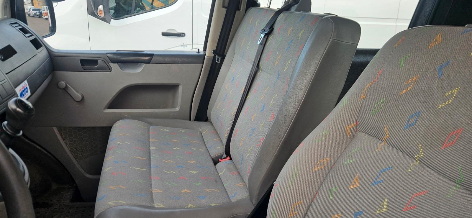 Volkswagen Transporter 2006 — photo 8