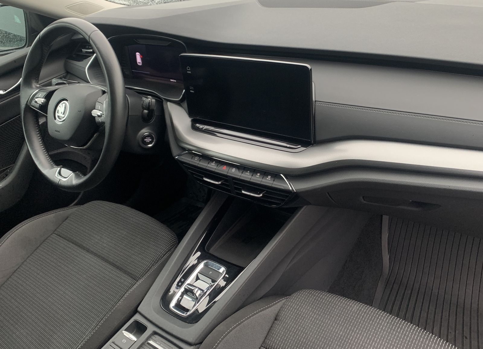 Fahrzeugabbildung SKODA Octavia 2.0 TDI*LED*Navi*SHZ*PDC*Temp*Spur*