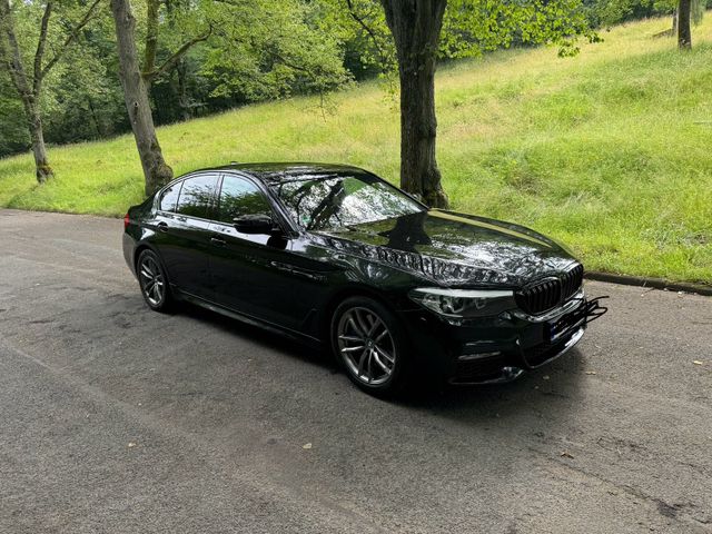 BMW 530 D  / M-PAKET SCHWARZ / COGNAC LEDER