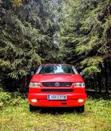 Volkswagen T4 Caravelle 2.5 TDI 75kW syncro Standard - rote Volkswagen T4