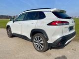 Toyota Corolla Cross 2.0 l Hybrid 4x4 Team D Prem - Toyota Corolla Cross mit Panoramadach