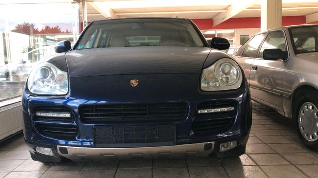 Porsche  cayenne  mit LPG