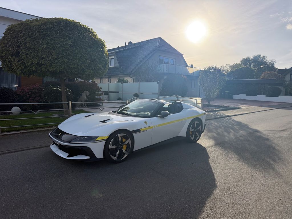 Image of Ferrari 12Cilindri