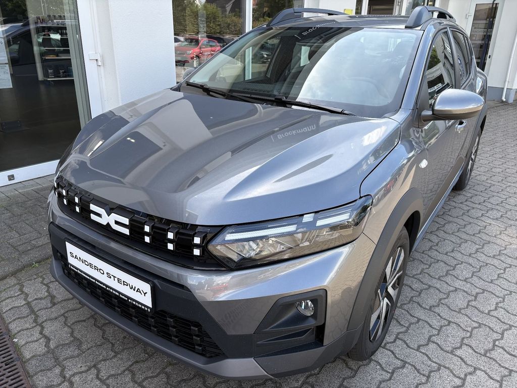 DACIA Sandero - Bild 1