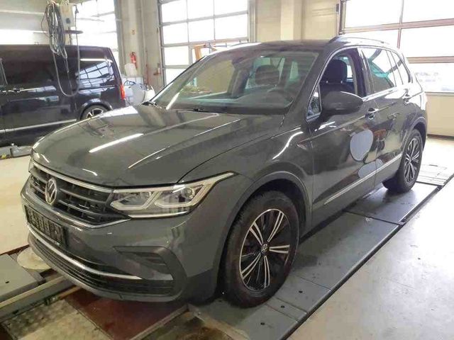 Tiguan Life 2.0 TSI 4Motion DSG*IQ.LIGHT*AHK*
