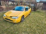Renault Megane Coach 1.6e -  - Renault Megane mit Benzin-Antrieb: Sportwagen, 1.6