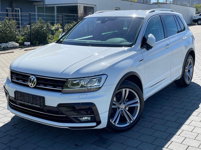 Volkswagen Tiguan 2.0TDI DSG R-LINE 4M NAVI*LEDER*VIRTU*KEY