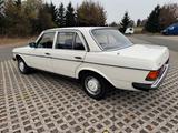 Mercedes-Benz 200 W123 H-Kennzeichen TOP Zustand  - Mercedes-Benz 200: W123