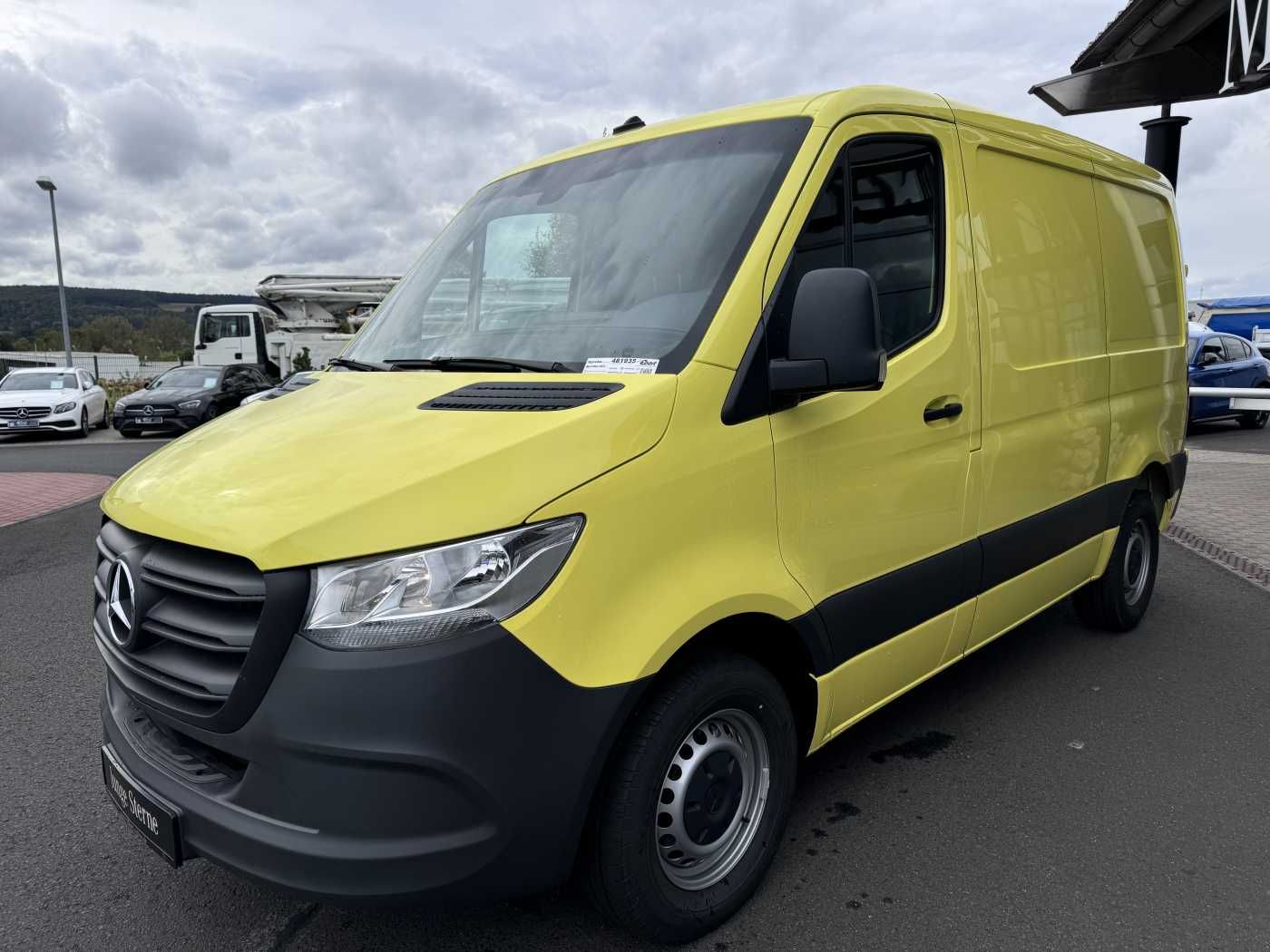 Fahrzeugabbildung Mercedes-Benz Sprinter 317 CDI Streckenbegleitfahrzeug BF3/BF4