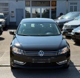 Volkswagen Passat 1.8 TSI DSG-LEDER-KLIMA-KAMERA-SHZ- - Volkswagen Passat mit Benzin-Antrieb: Limousine, 1.8