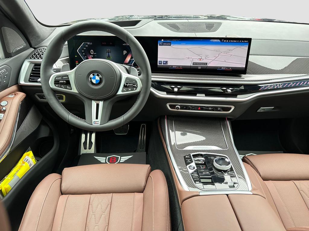BMW X7 M60
