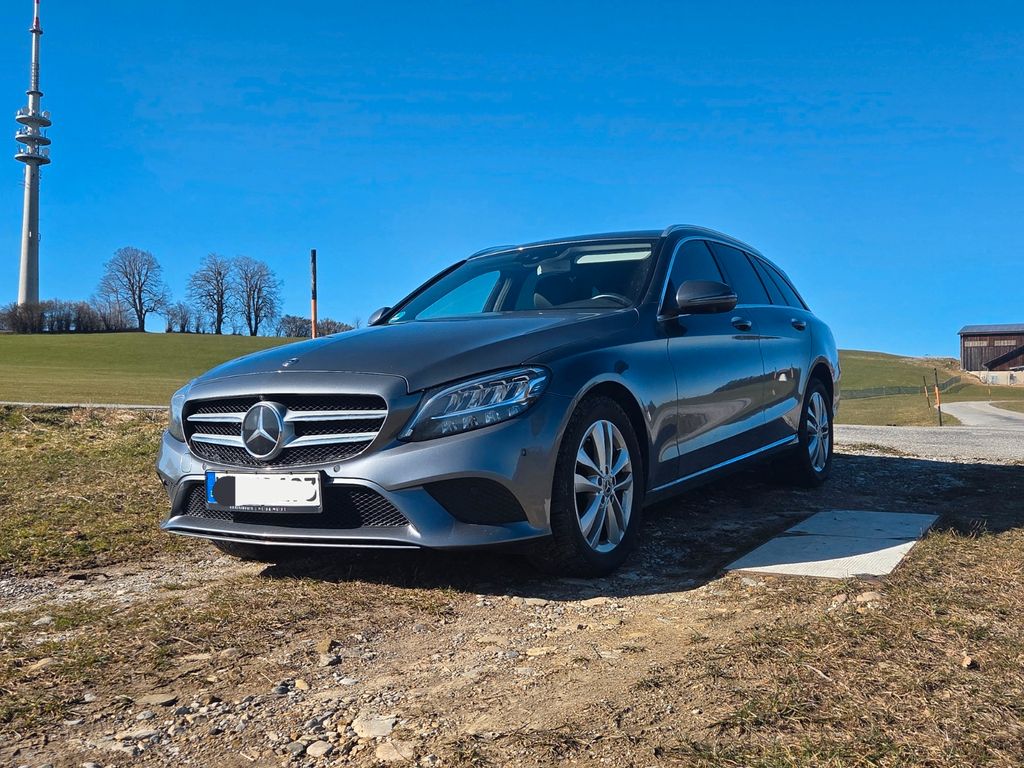 Image of Mercedes-Benz C 220