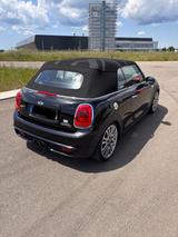 MINI Cooper S Cabrio Cooper S Chili Paket - Cars in Karlsruhe: Kleinwagen
