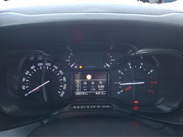 Citroën Berlingo Live XL PT 110 °AHK°PDC°SHZ°Tempomat°