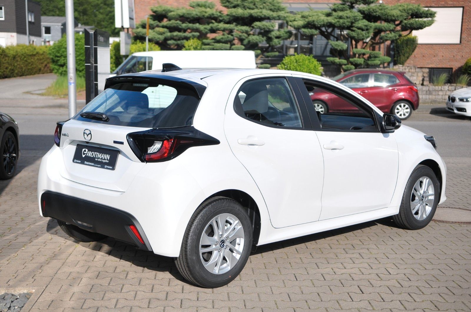 Mazda 2 Hybrid - Bild 10