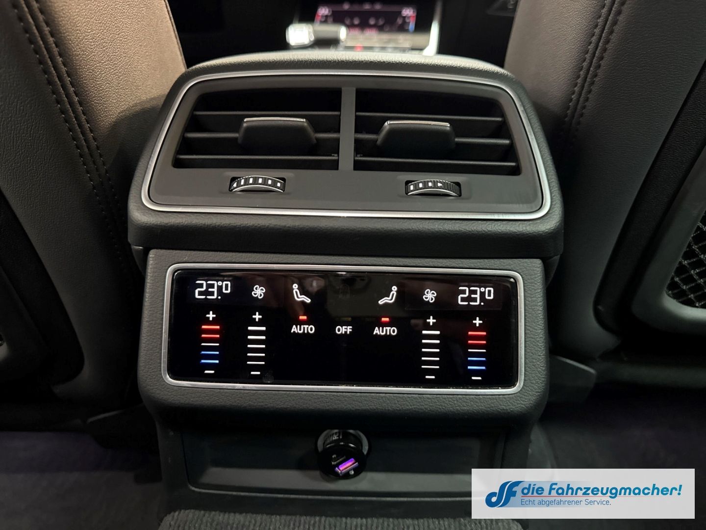 Fahrzeugabbildung Audi A6 Avant 40 TDI Navi LED ACC El. Heckklappe Meh