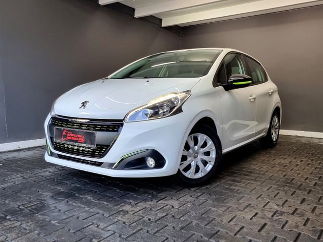 Peugeot 208 1,2 Active, RÜCKFAHRKAMERA, NAVI, LED, SITZH