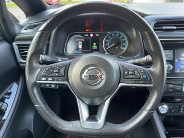 Nissan Leaf ZE1 40kWh TEKNA 122PS NAVI
