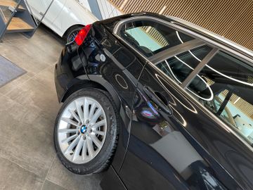 BMW Touring 330d xDrive *PANO*NAVI*PDC*SZHZ*LEDER*