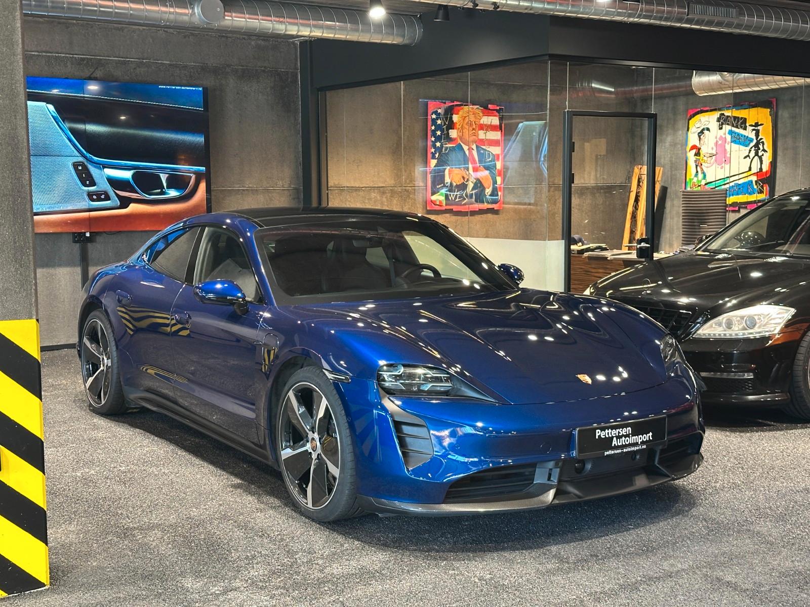 Porsche Taycan Turbo S - PAW 08/2027