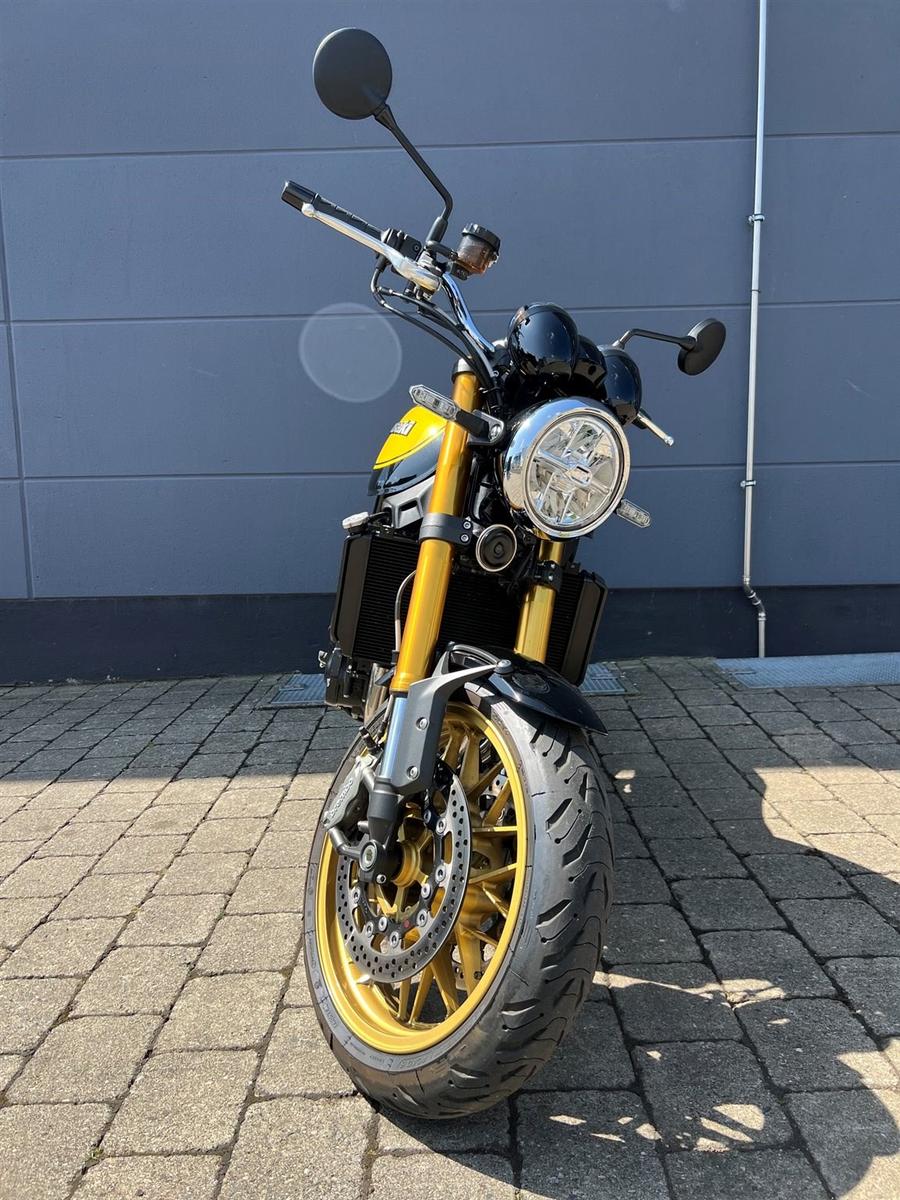 Kawasaki Z900 RS SE