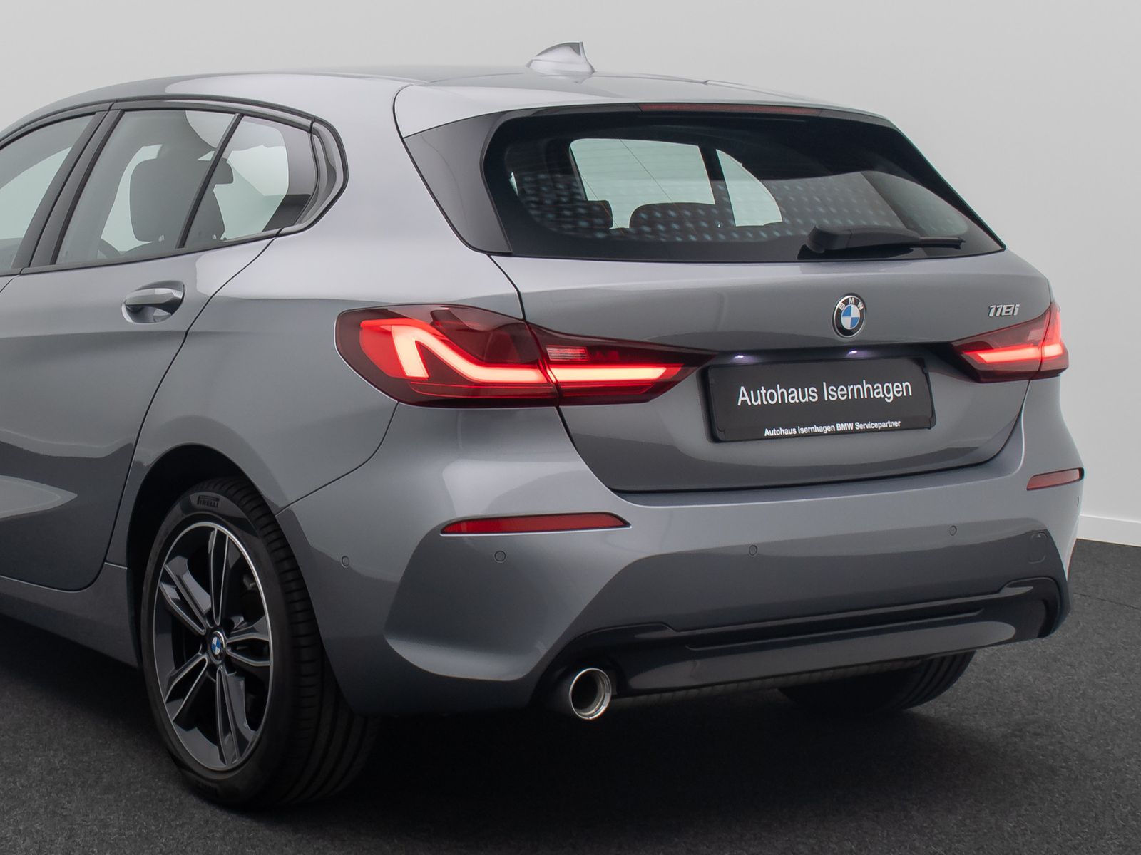 Fahrzeugabbildung BMW 118i Sport Line DAB CockPitPr PDC Fernlichtassis